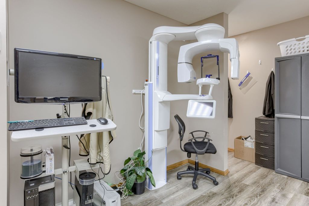 Photo of CBCT scanner at Premier Oral Surgery in Papillion, NE.