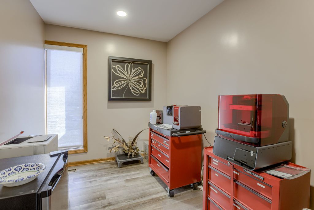 Photo of dental technology used at Premier Oral Surgery in Papillion, NE.