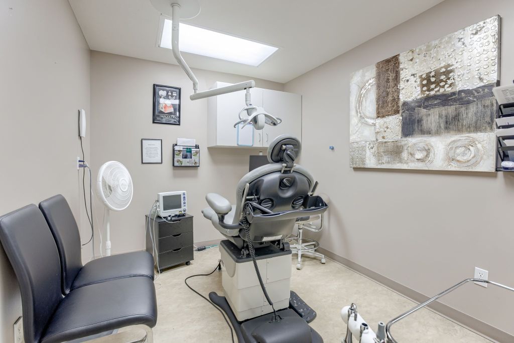Photo of operatory room at Premier Oral Surgery in Papillion, NE.